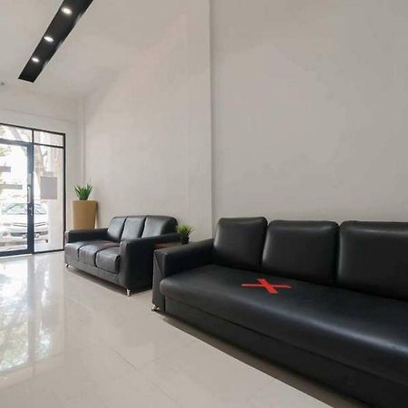 Jotel Guest House Mitra Reddoorz Pulauberayan 外观 照片
